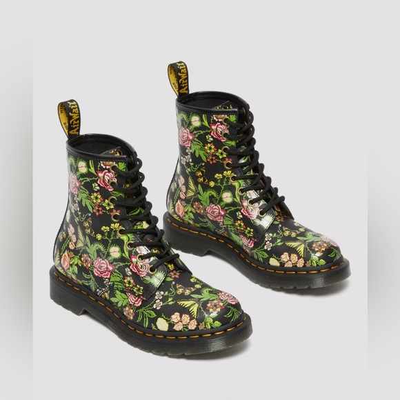 Dr. Martens Shoes - New Dr Martens 1460 WOMEN'S FLORAL BLOOM LEATHER LACE UP BOOTS Size 7